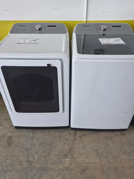 Electric Dryer 7.4 cu ft (white)